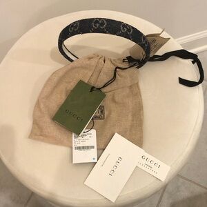 Gucci GG Denim Headband in Dark Blue and Tan